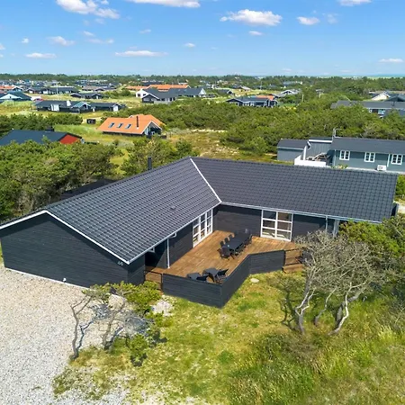 Emeli - 400m From The Sea By Interhome *
